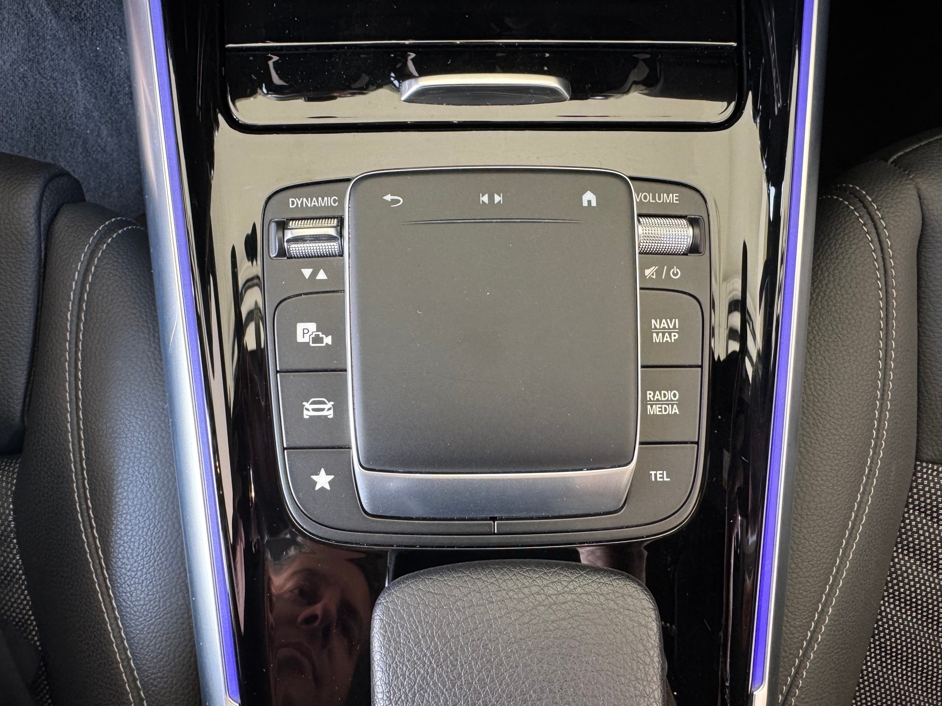 MERCEDES-BENZ GLA 200 4Matic Progressive 8G-DCT ## Auto CH gratis service-image-10