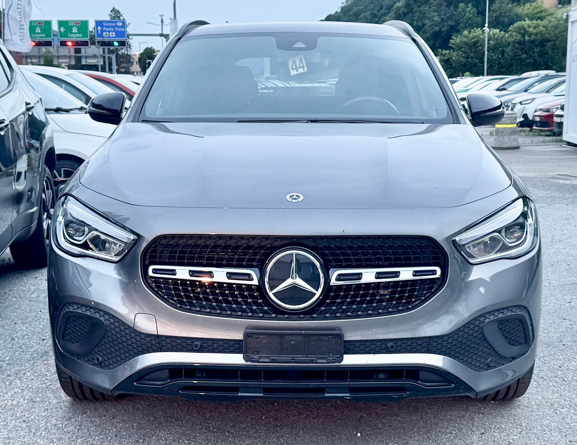 MERCEDES-BENZ GLA 200 4Matic Progressive 8G-DCT ## Auto CH gratis service-image-2