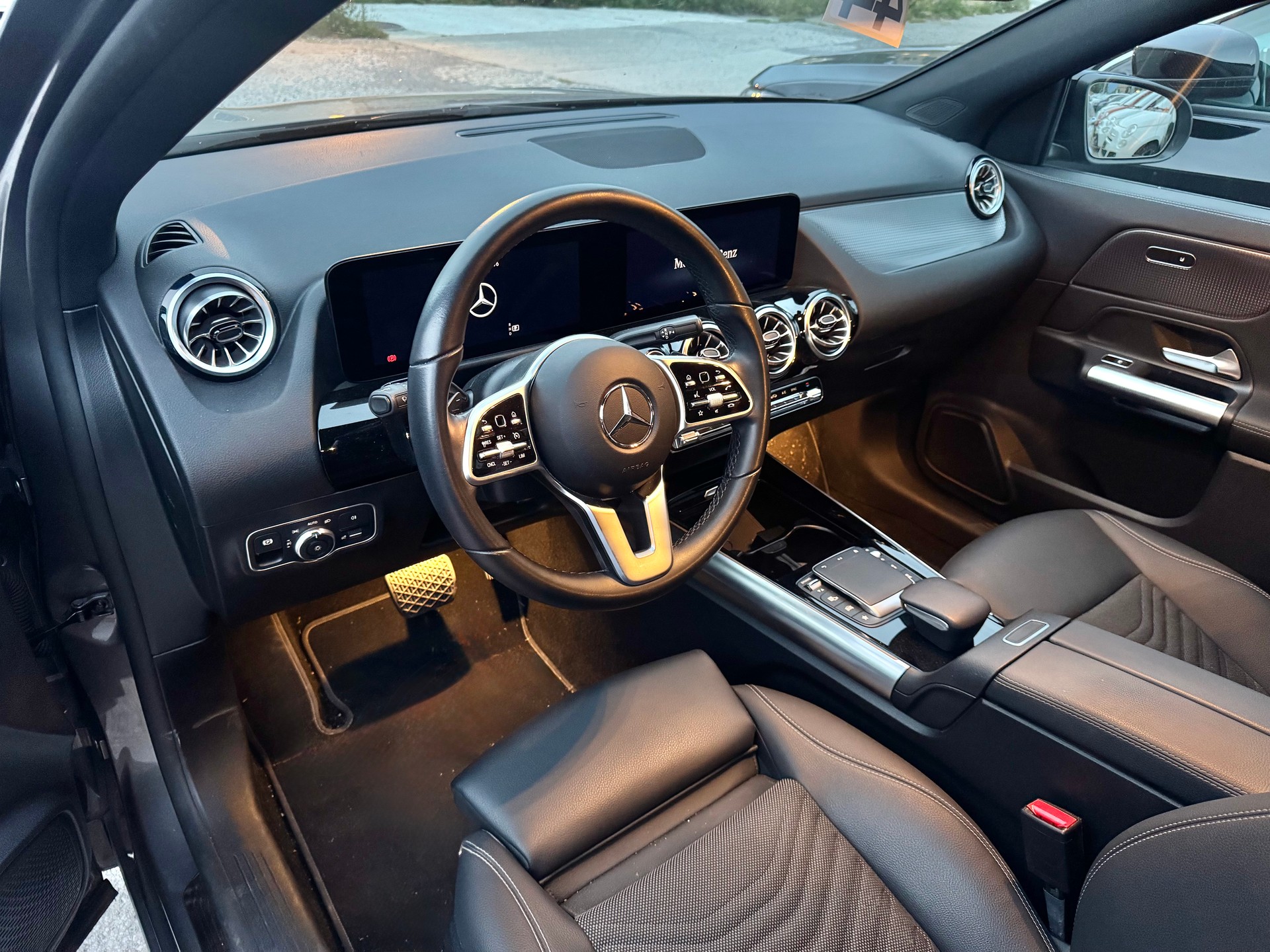 MERCEDES-BENZ GLA 200 4Matic Progressive 8G-DCT ## Auto CH gratis service-image-7