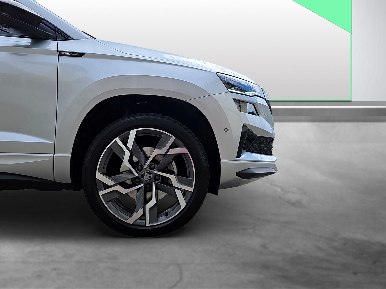 SKODA Karoq 2.0 TSI SportLine 4x4 DSG-image-14