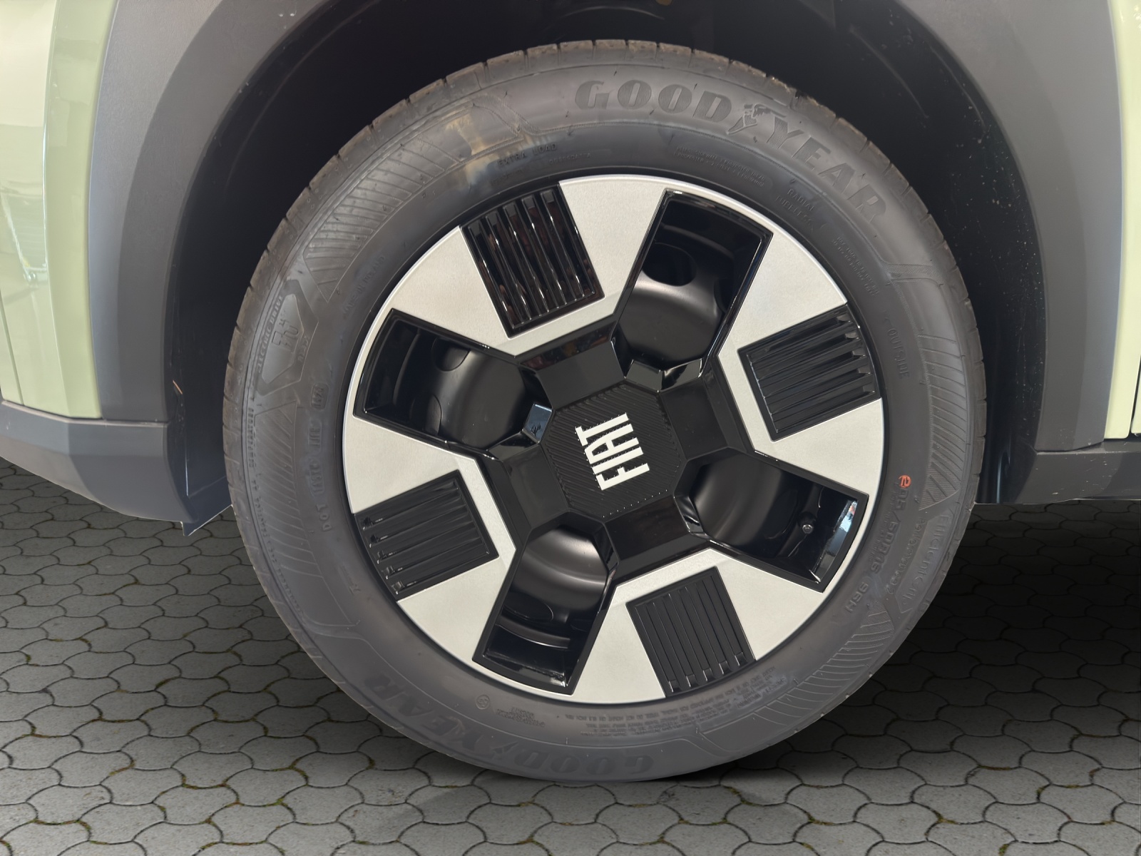 FIAT Grande Panda MHEV Icon-image-16