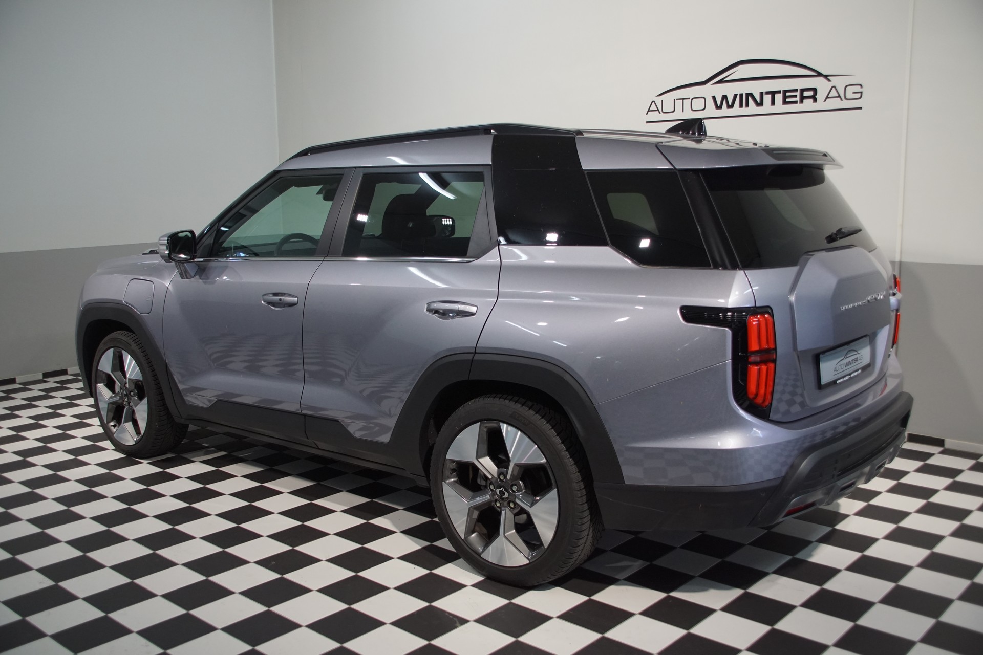 KGM-SsangYong Torres EVX 73 kWh Titanium **Swiss-Edition**-image-7