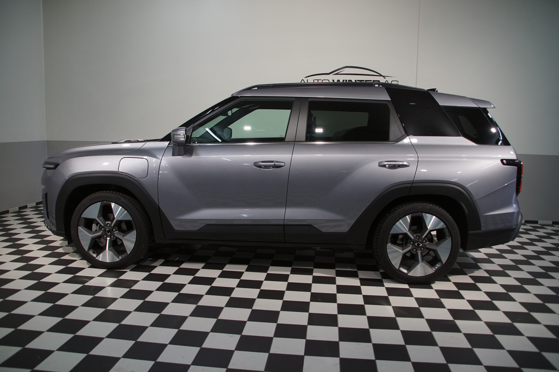 KGM-SsangYong Torres EVX 73 kWh Titanium **Swiss-Edition**-image-9