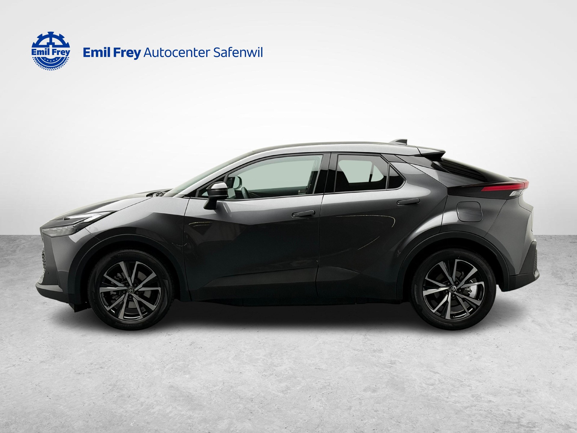 TOYOTA C-HR 2.0 PHEV Swiss Edition-image-1
