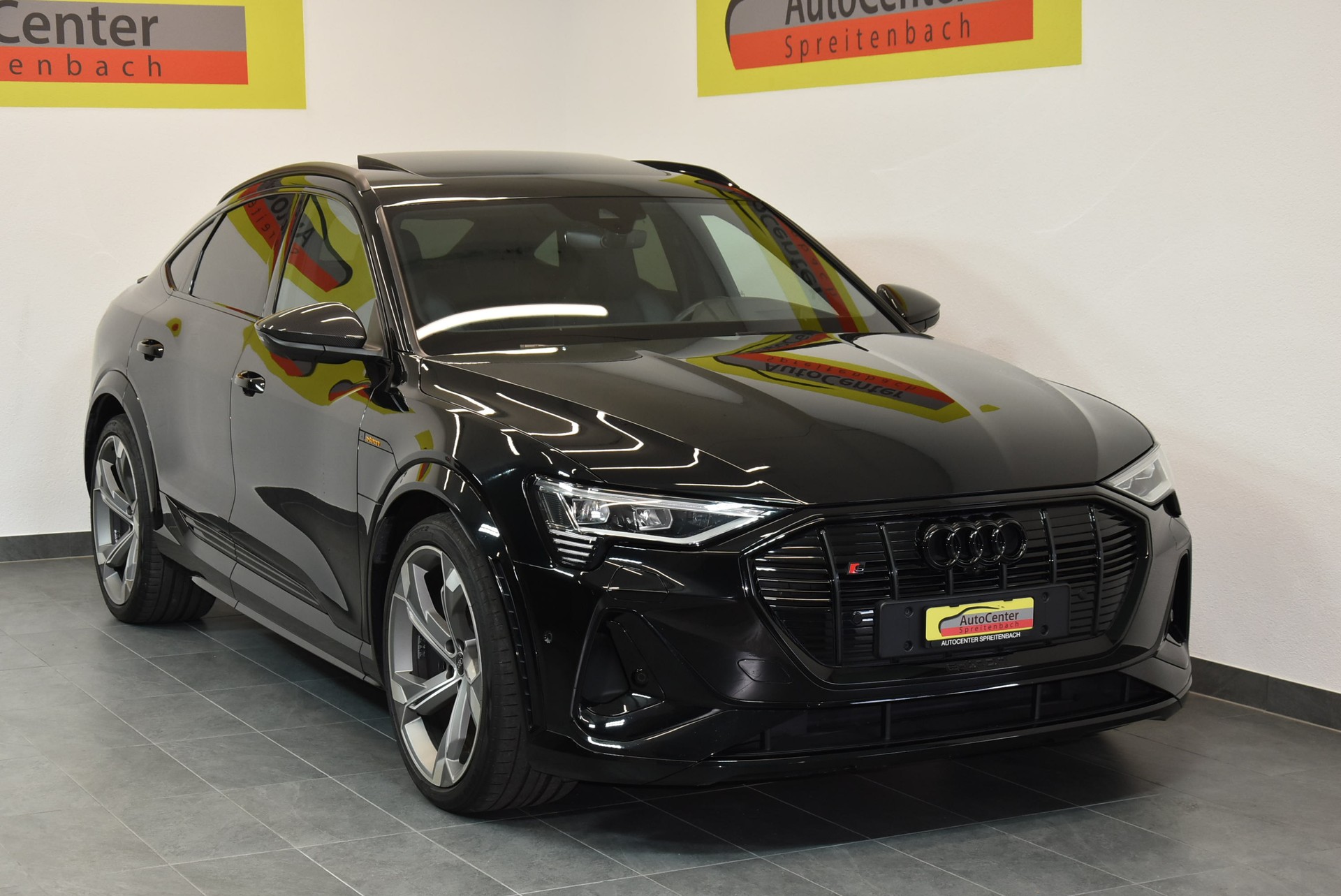 AUDI e-tron S Sportback quattro-image-0
