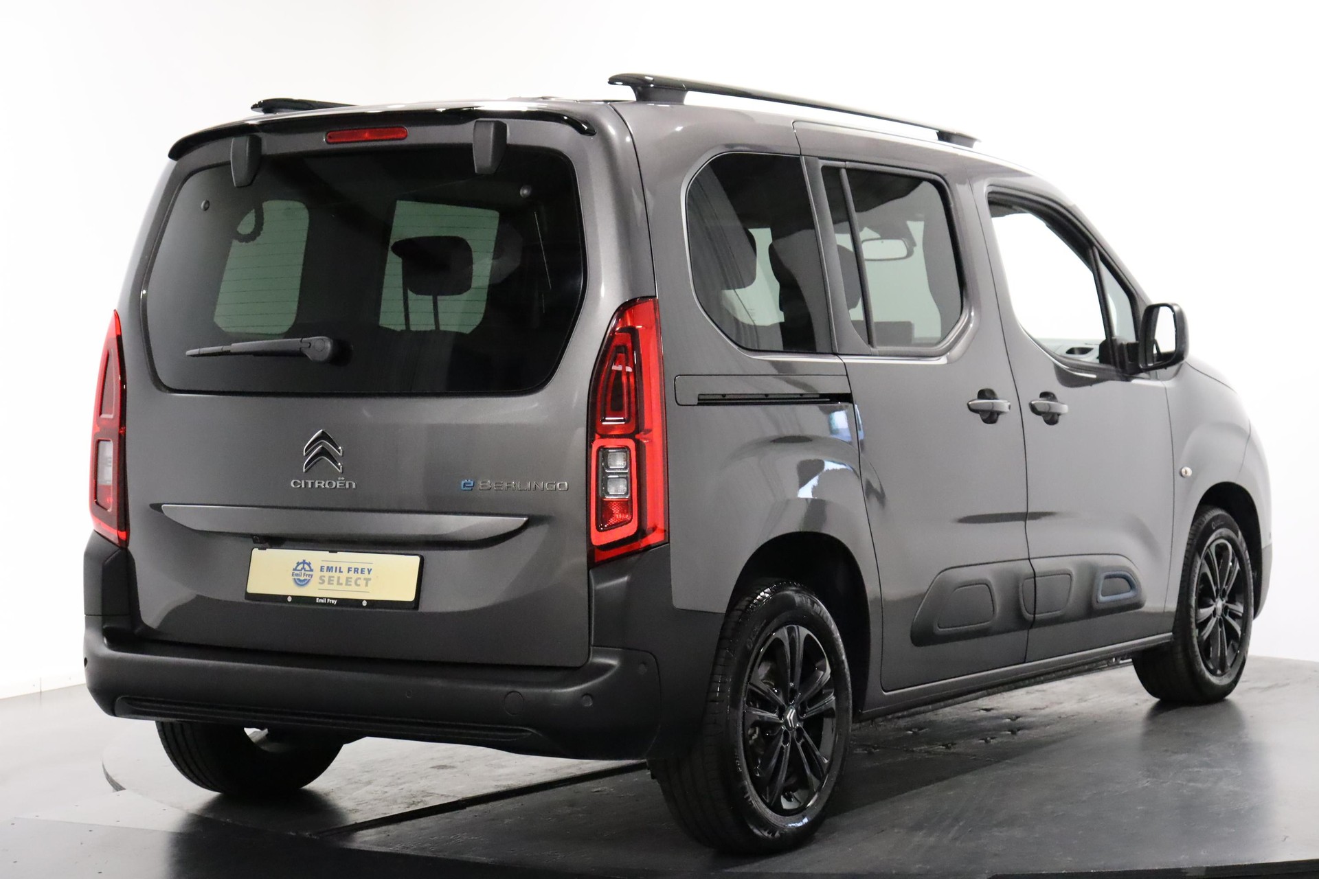 CITROEN e-Berlingo Shine-image-2