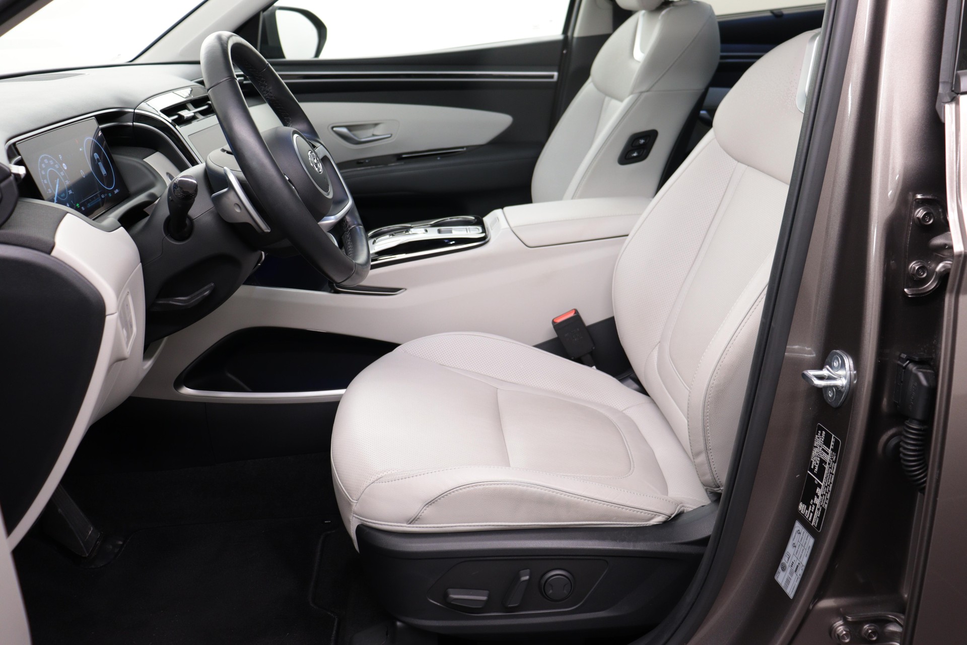 HYUNDAI Tucson 1.6 T-GDi PHEV Vertex 4WD-image-2