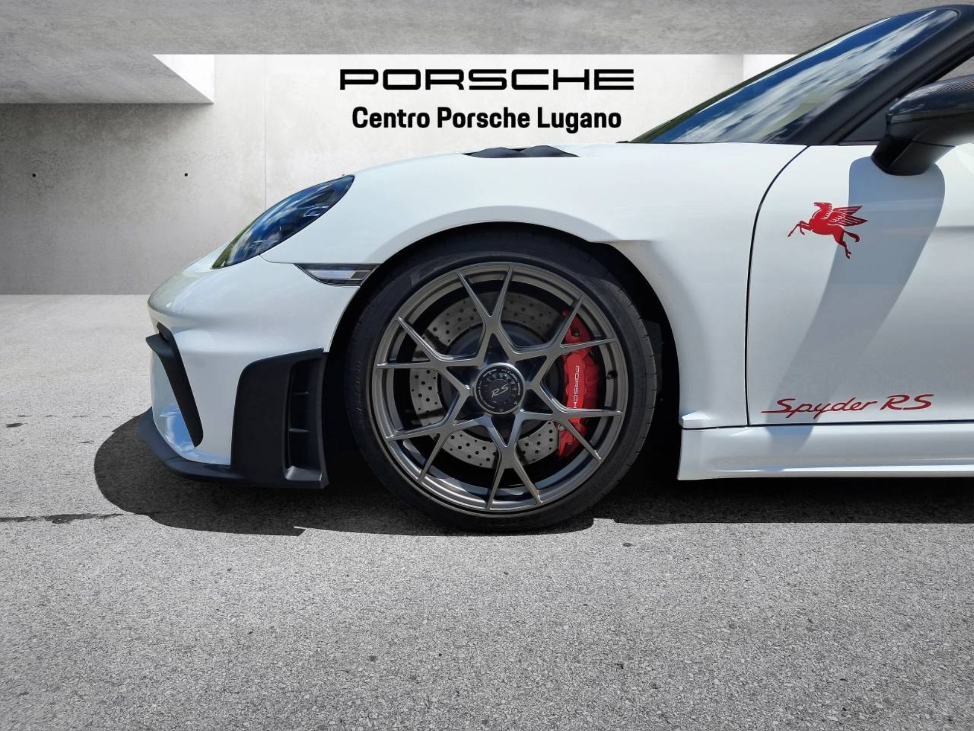 PORSCHE 718 Spyder RS (MY24)-image-11