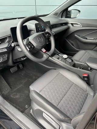 MG 3 1.5 Hybrid Luxury Aut.-image-4
