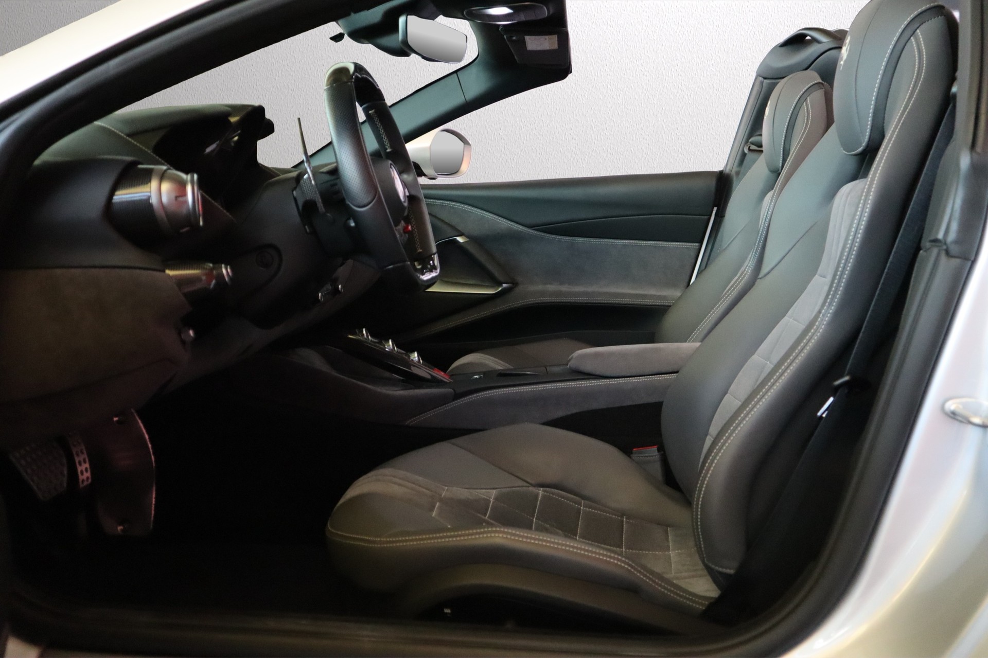 FERRARI 812 GTS-image-3