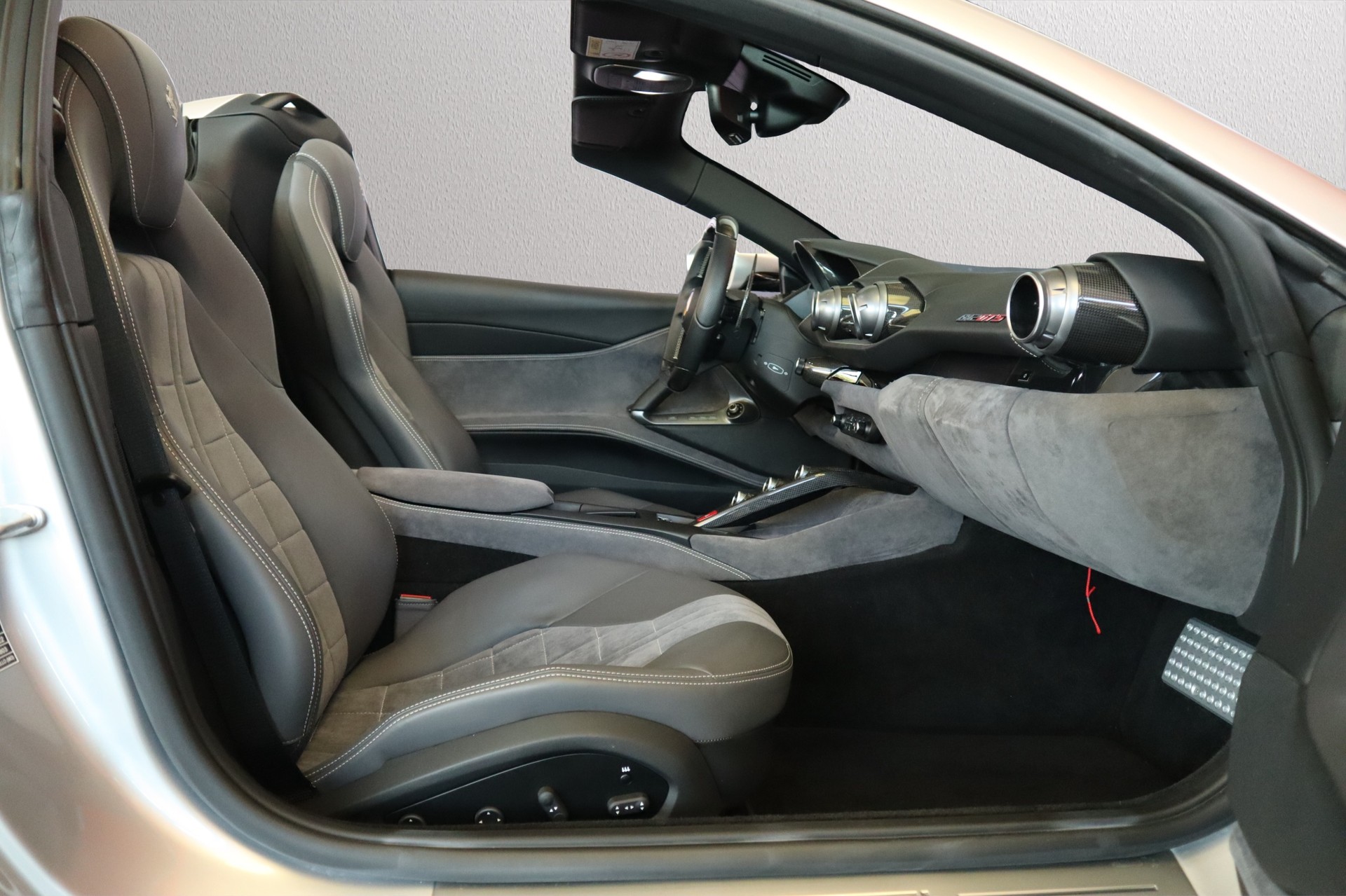 FERRARI 812 GTS-image-20