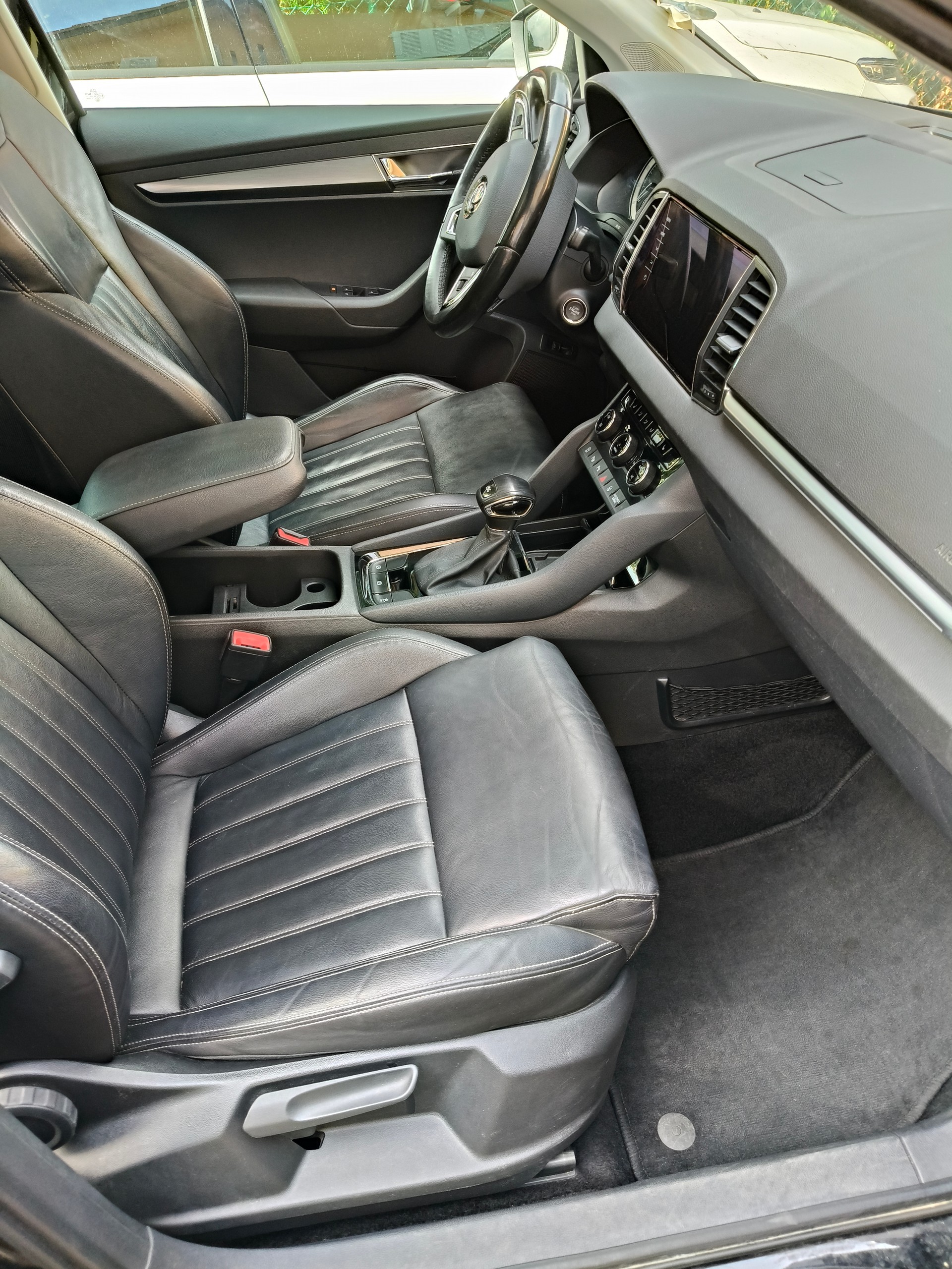 SKODA 1.5 TSI Style DSG-image-3