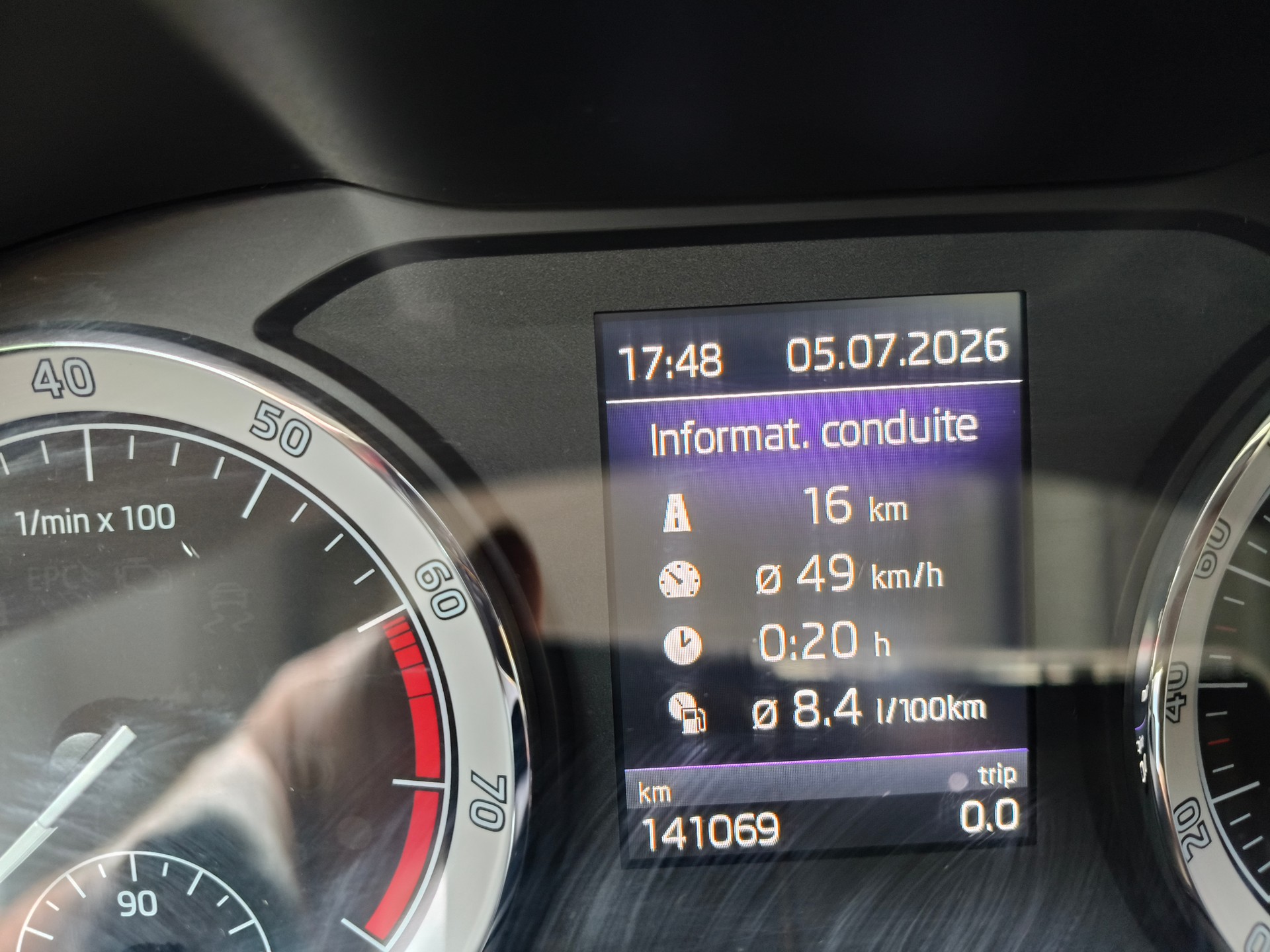 SKODA 1.5 TSI Style DSG-image-8