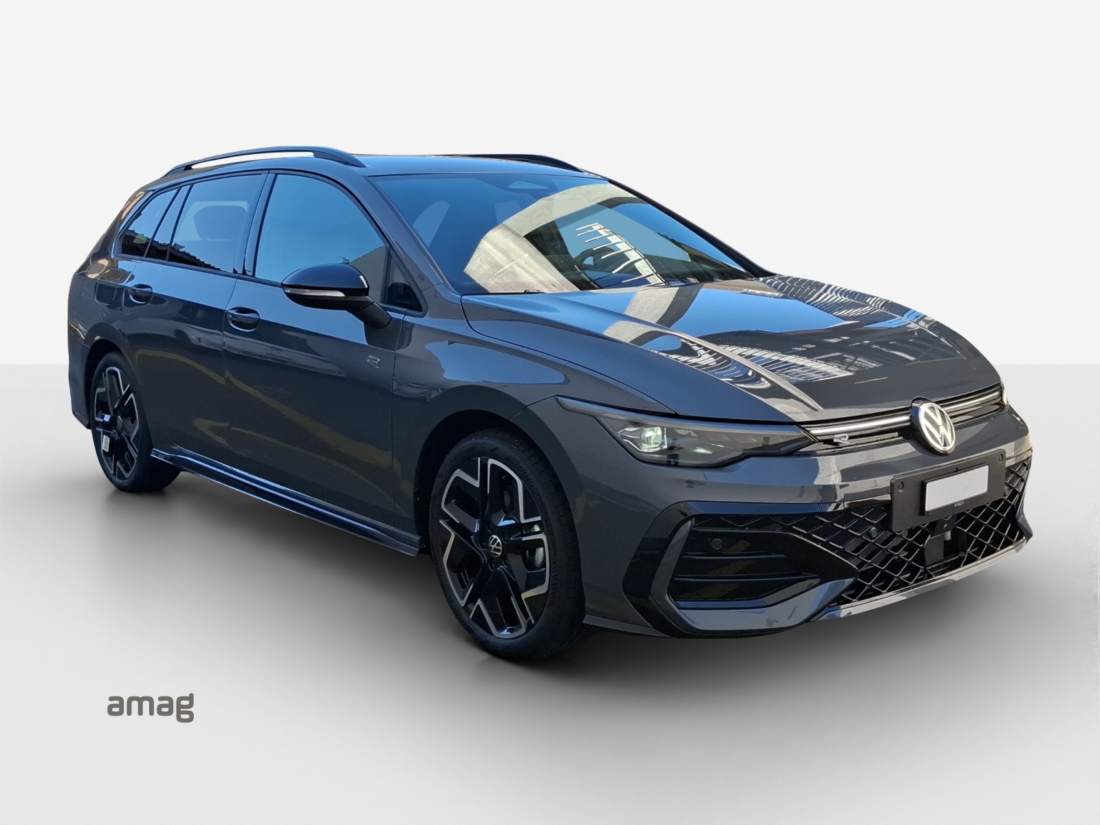 VW Golf Variant 1.5 eTSI mHEV R-Line DSG-image-4