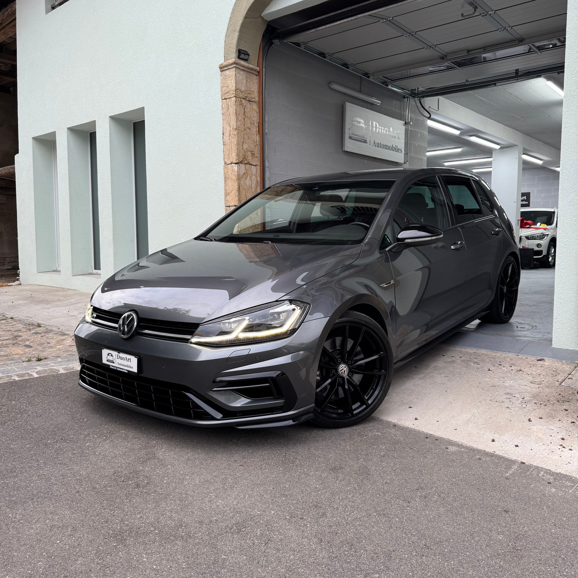 VW Golf 2.0 TSI R 4Motion DSG