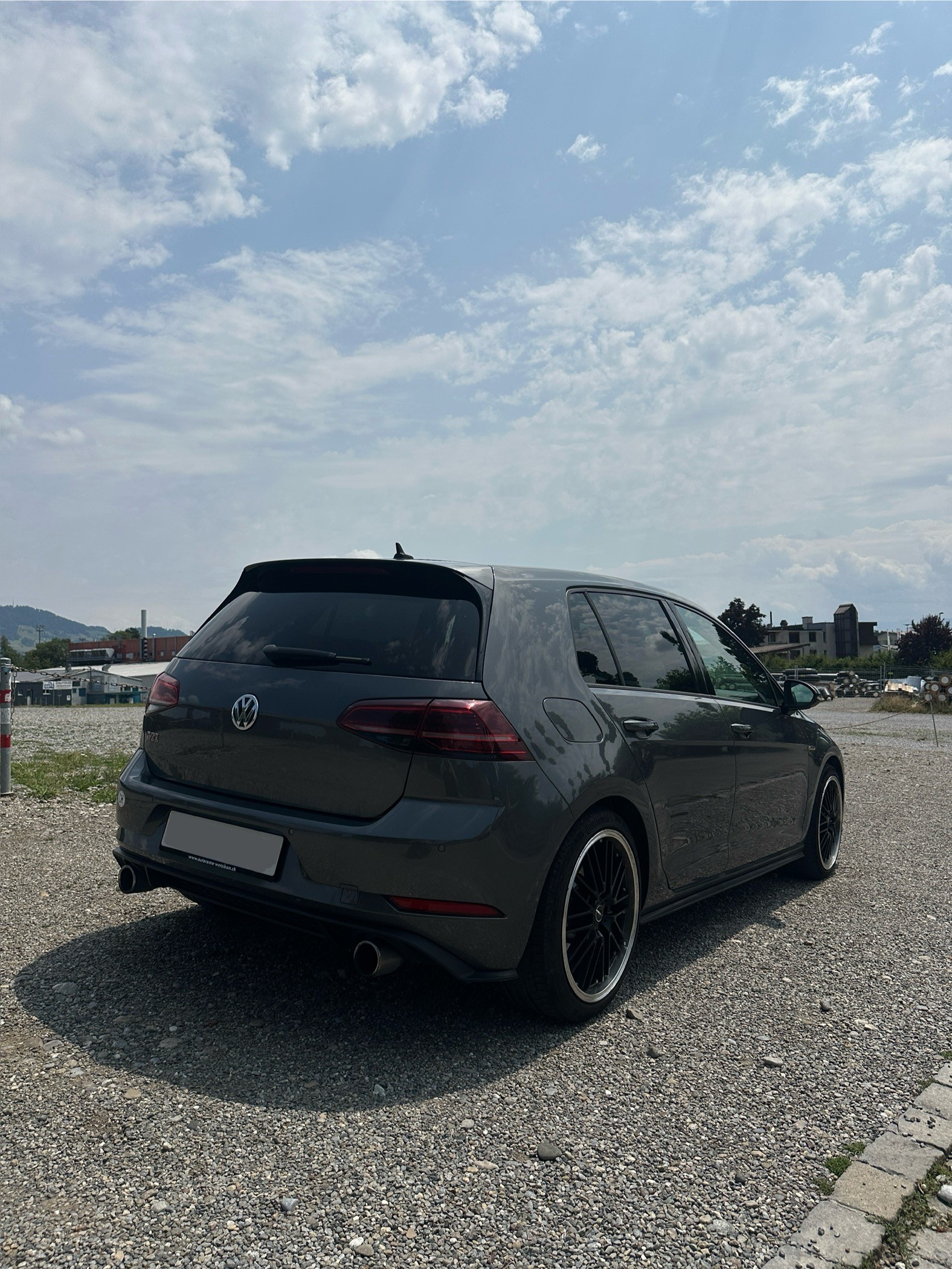 VW 2.0 TSI GTI Performance DSG-image-1