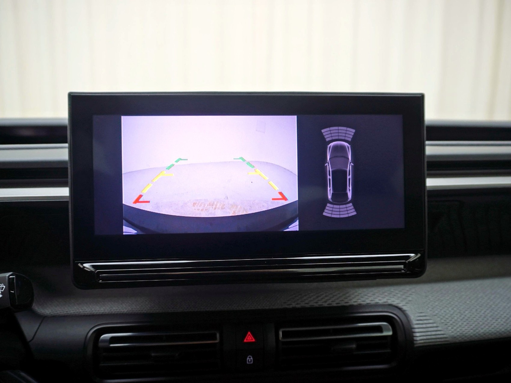 CITROEN C3 1.2 Hybrid Max-image-15