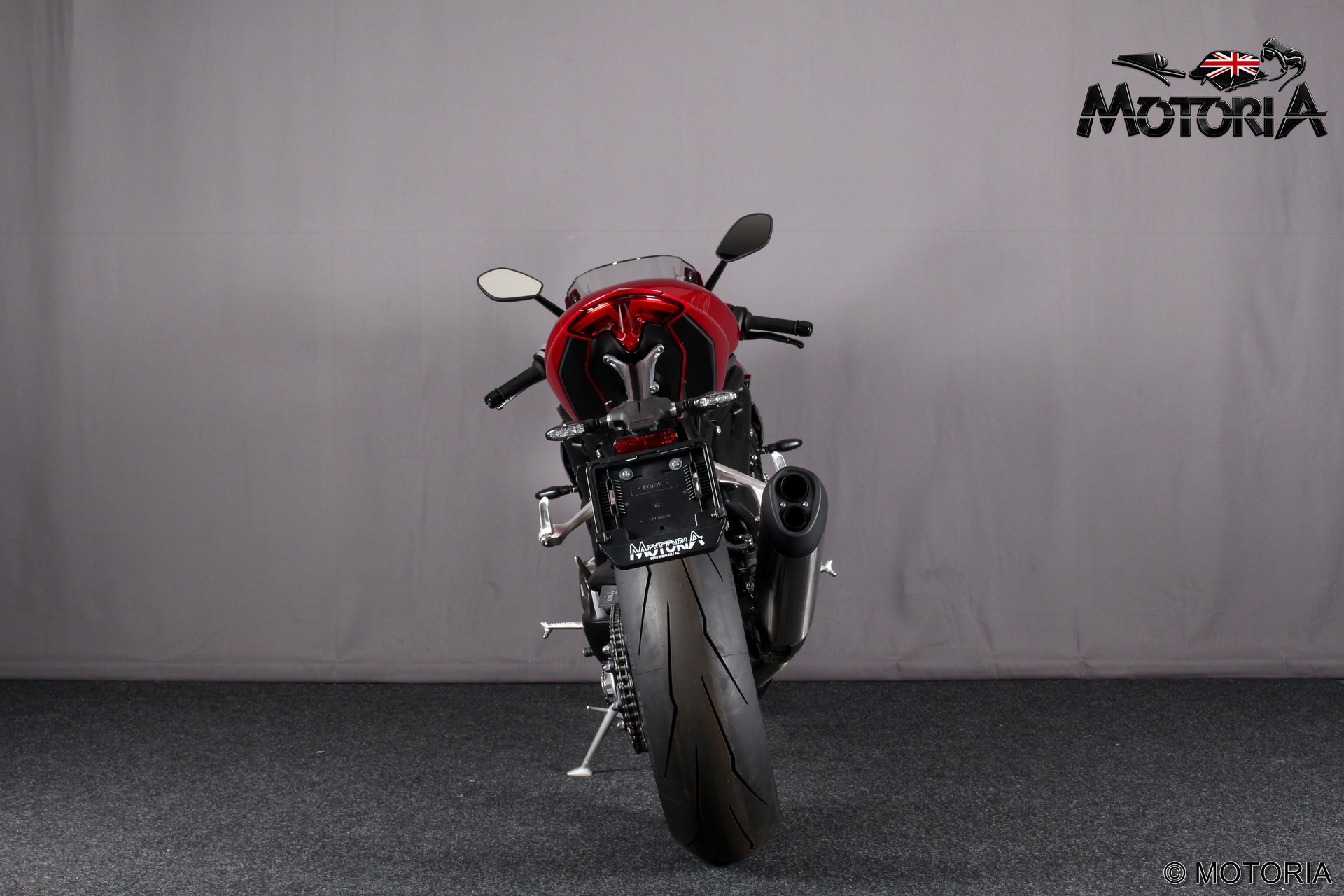 TRIUMPH Speed Triple RR-showroom-element-3