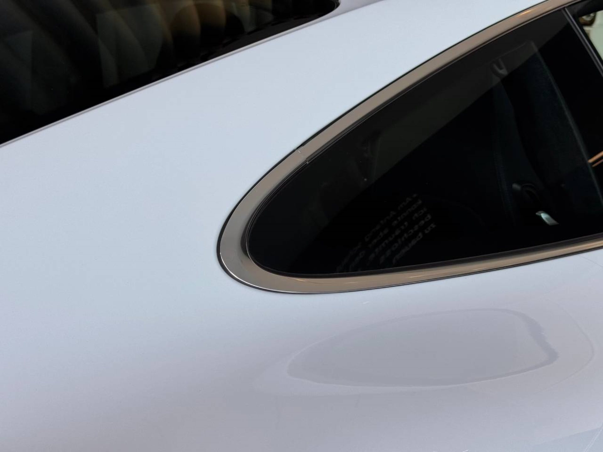 PORSCHE 911 Turbo-image-33