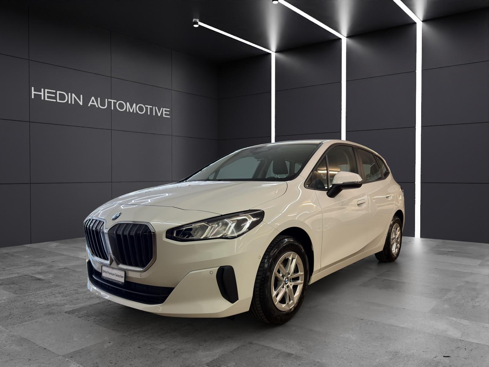 BMW 218i Active Tourer-image-0