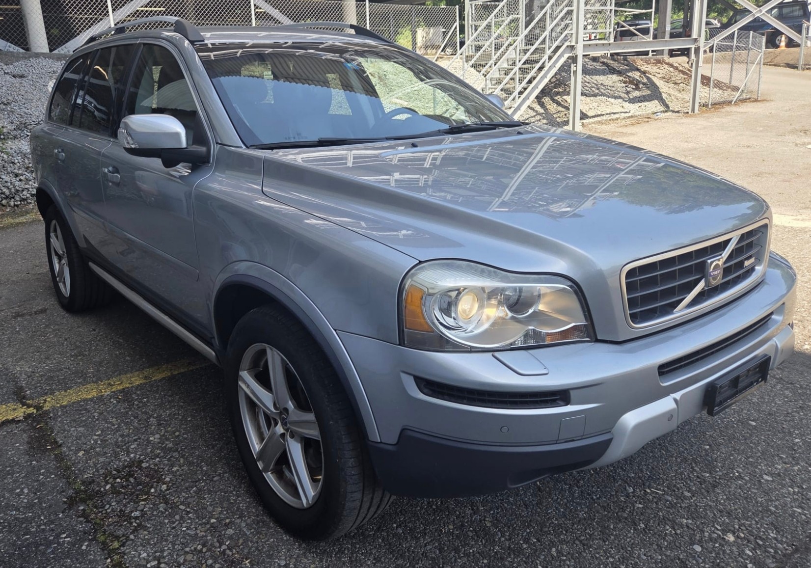 VOLVO XC90 D5 AWD R-Design Geartronic-image-2