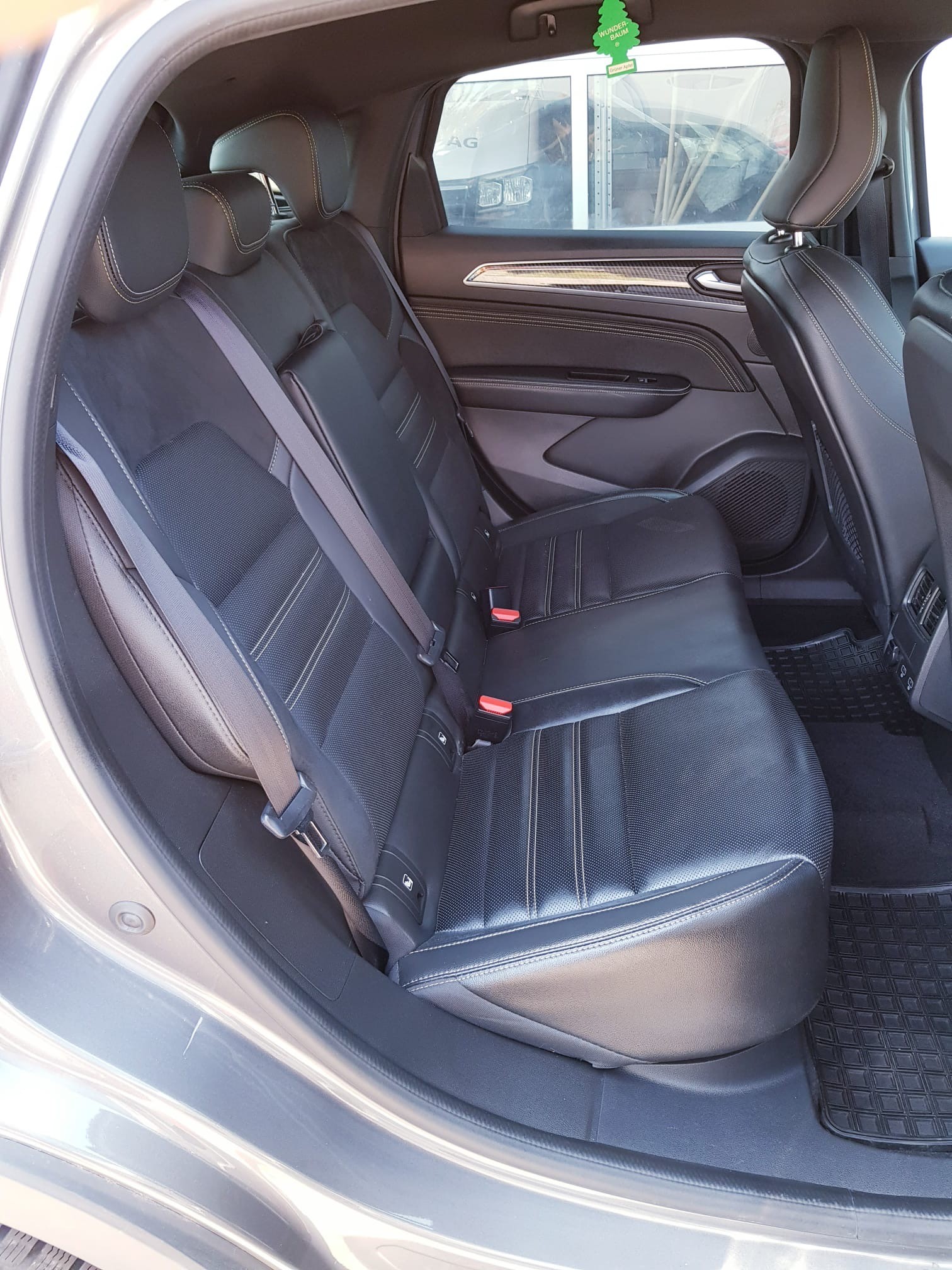 RENAULT Arkana 1.6 E-Tech Engineered-image-12