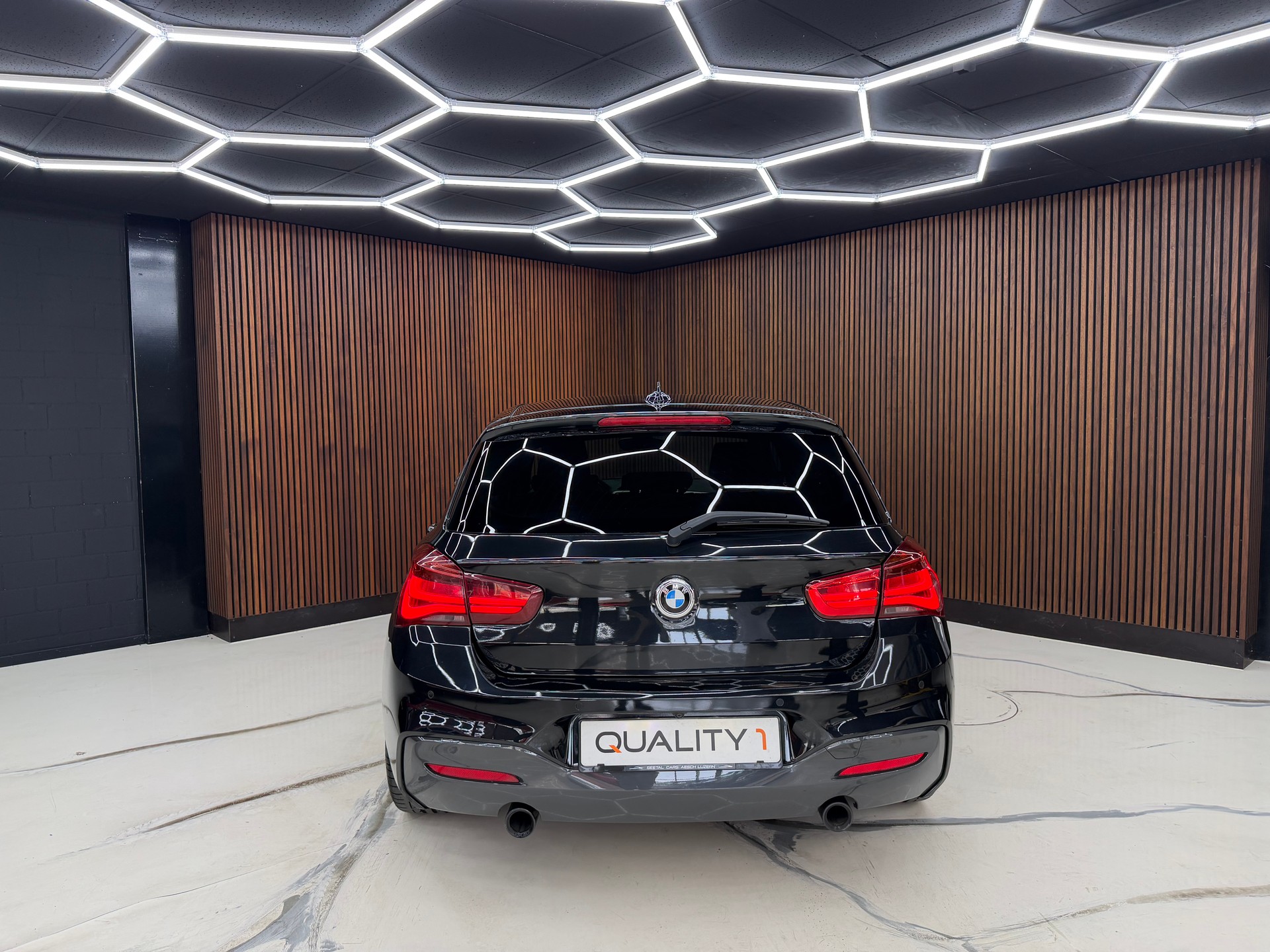 BMW M140i xDrive Steptronic-image-7