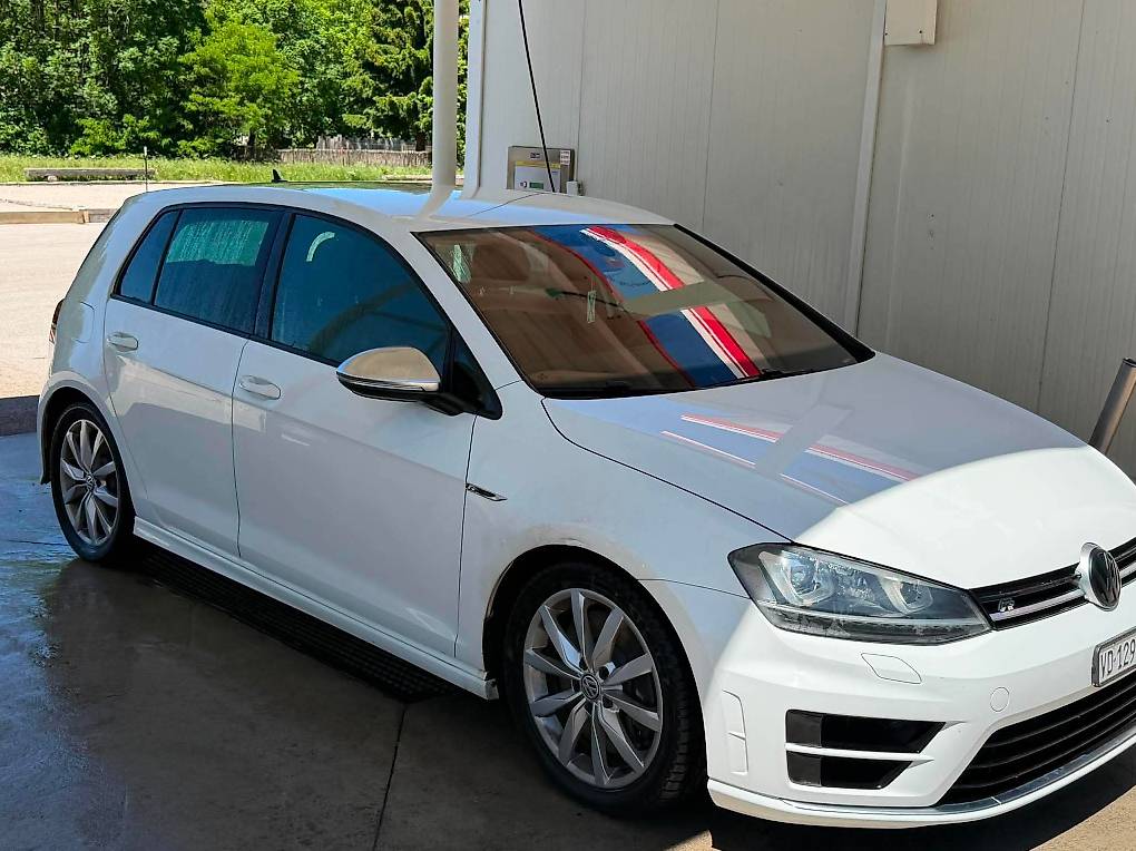 VW GOLF-image-2