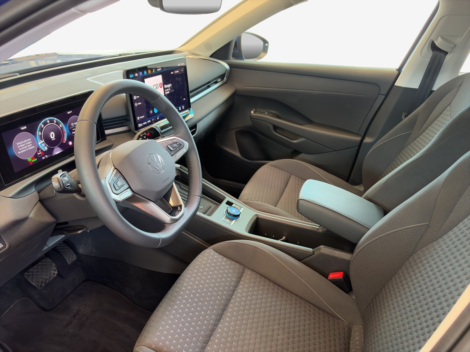 VW T-Roc 1.5 eTSI mHEV Life DSG-image-7