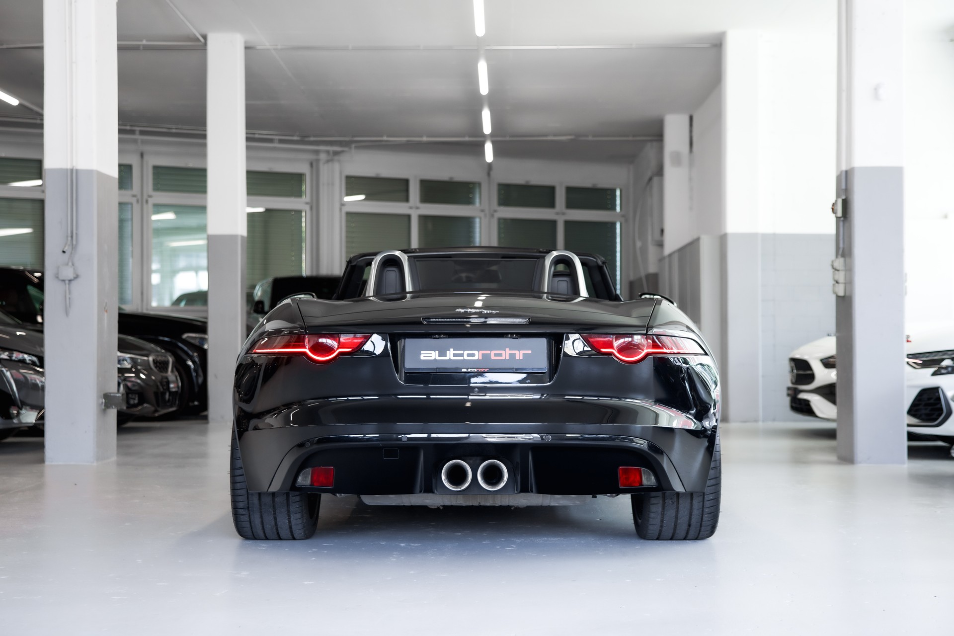 JAGUAR F-Type Convertible V6 S/C AWD-image-6