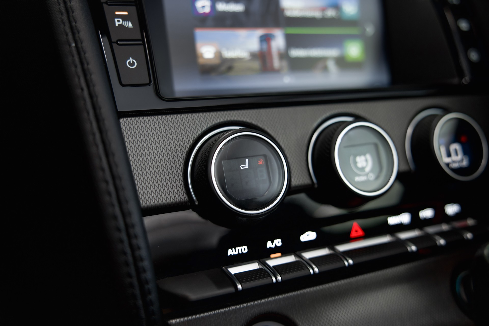 JAGUAR F-Type Convertible V6 S/C AWD-image-29