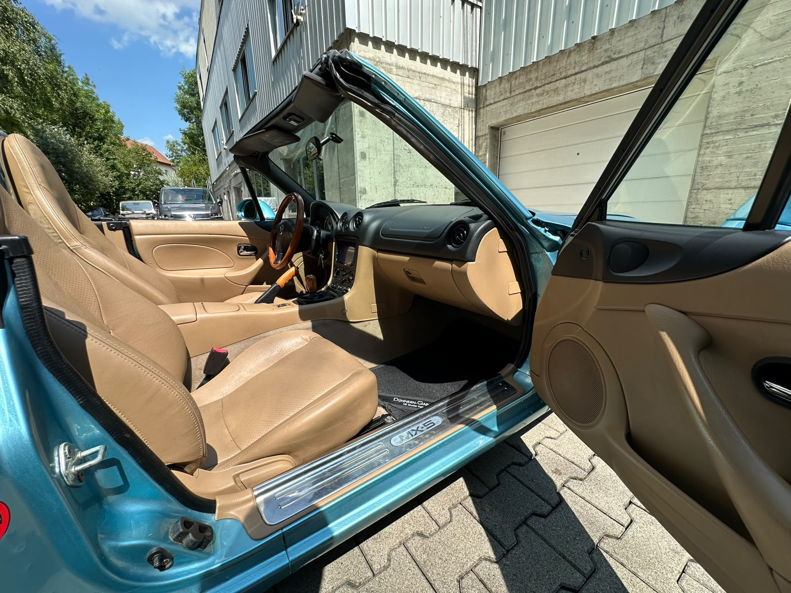MAZDA MX-5 1.6i-16 Youngster-image-18
