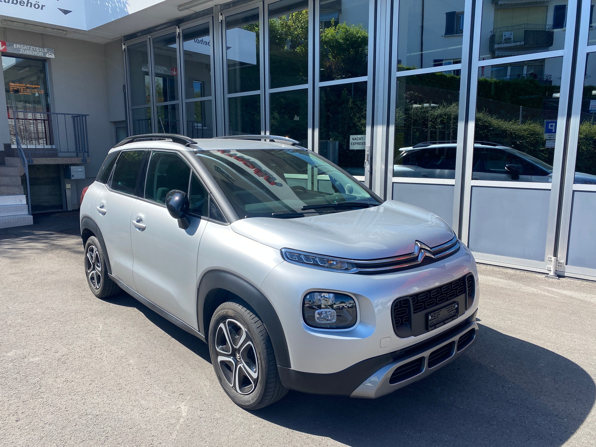CITROEN C3 Aircross 1.2i PureTech Feel EAT-image-1