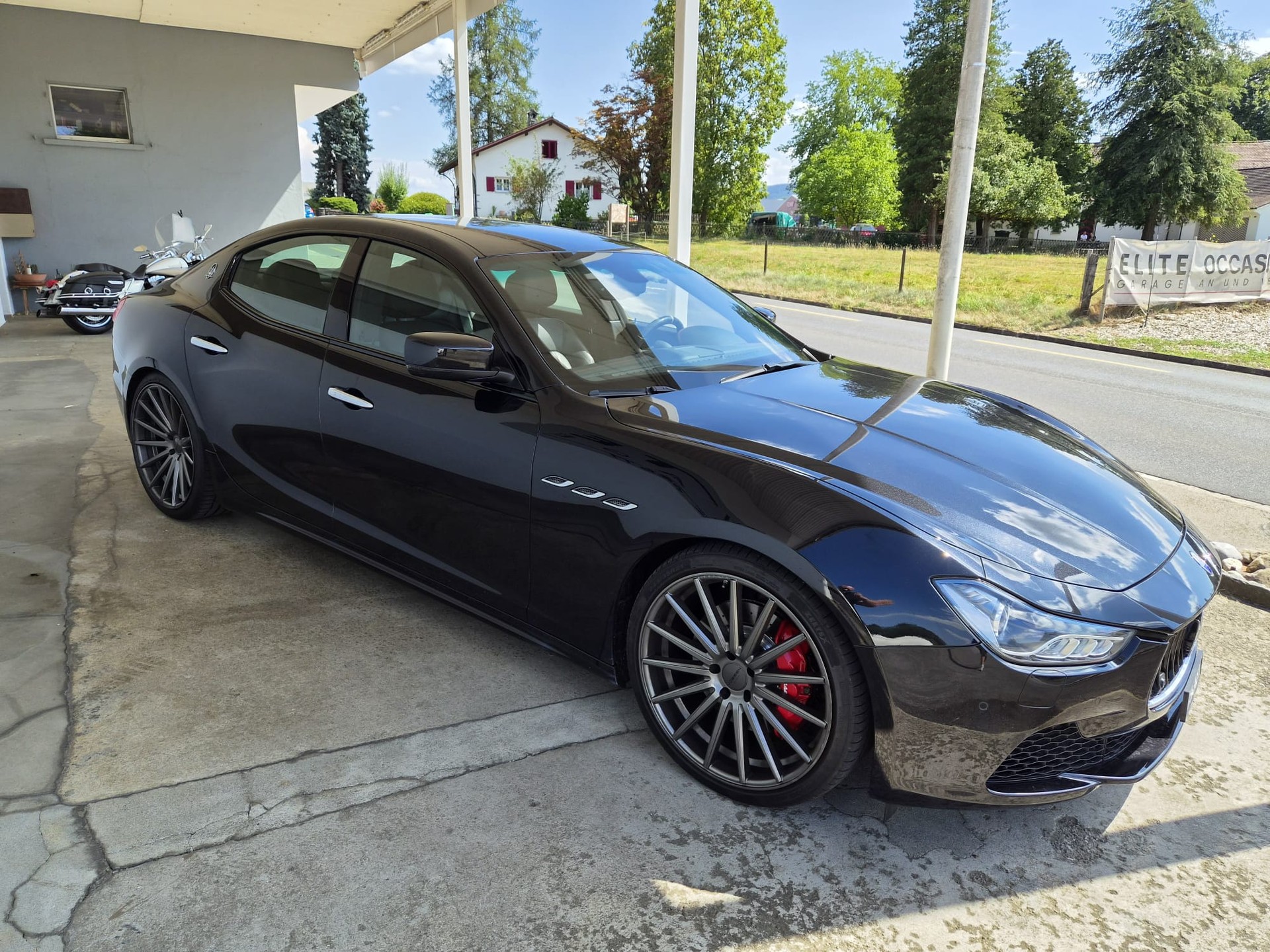 MASERATI Ghibli S Q4 3.0 V6 Swiss Mountain Ed. Automatica-image-5