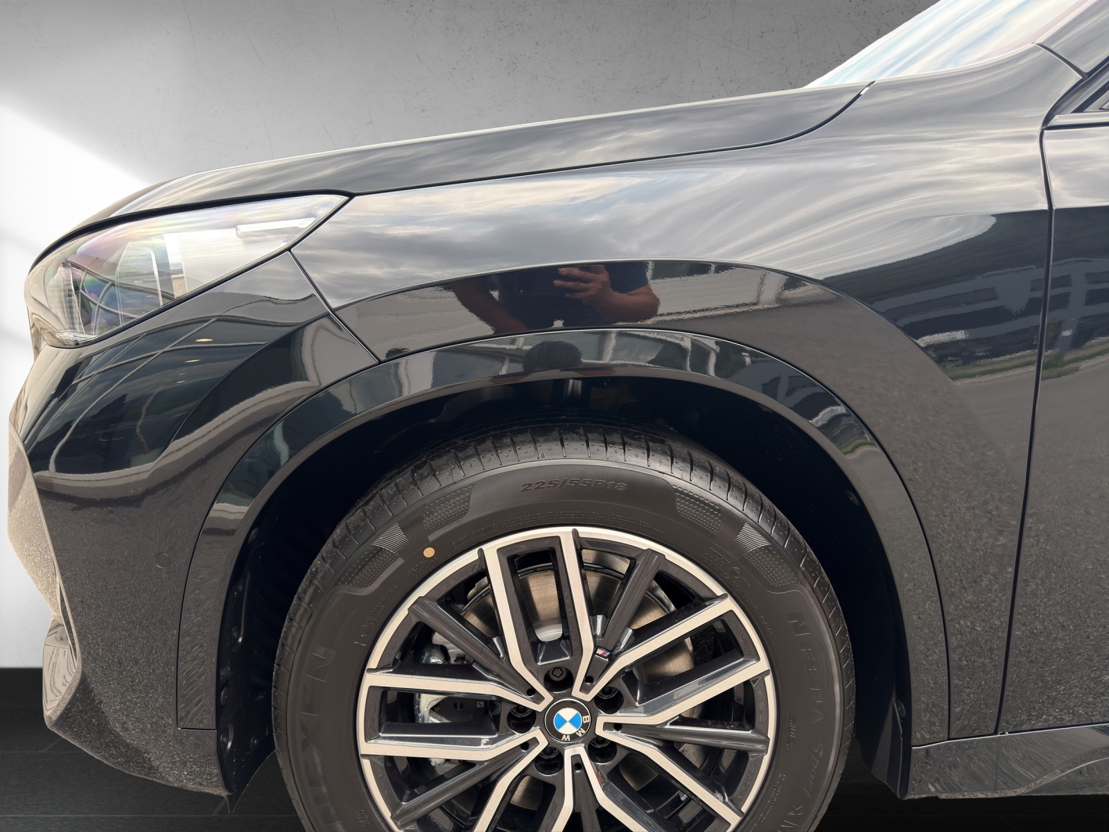 BMW X1 xDrive 23i 48V M Sport-image-8