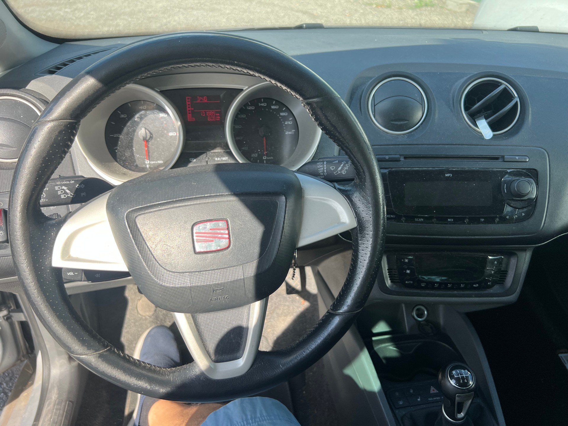 SEAT Ibiza ST 1.6 TDI Style-image-11