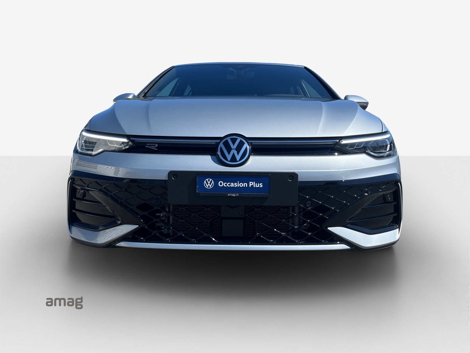 VW Golf 1.5 e TSI mHEV R-Line DSG-image-6