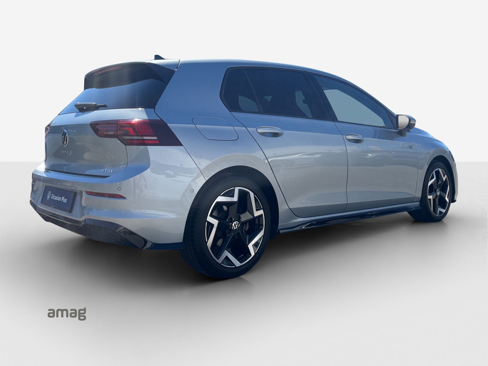 VW Golf 1.5 e TSI mHEV R-Line DSG-image-4