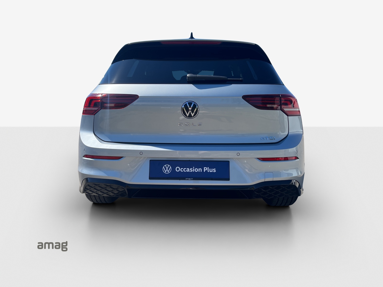 VW Golf 1.5 e TSI mHEV R-Line DSG-image-3
