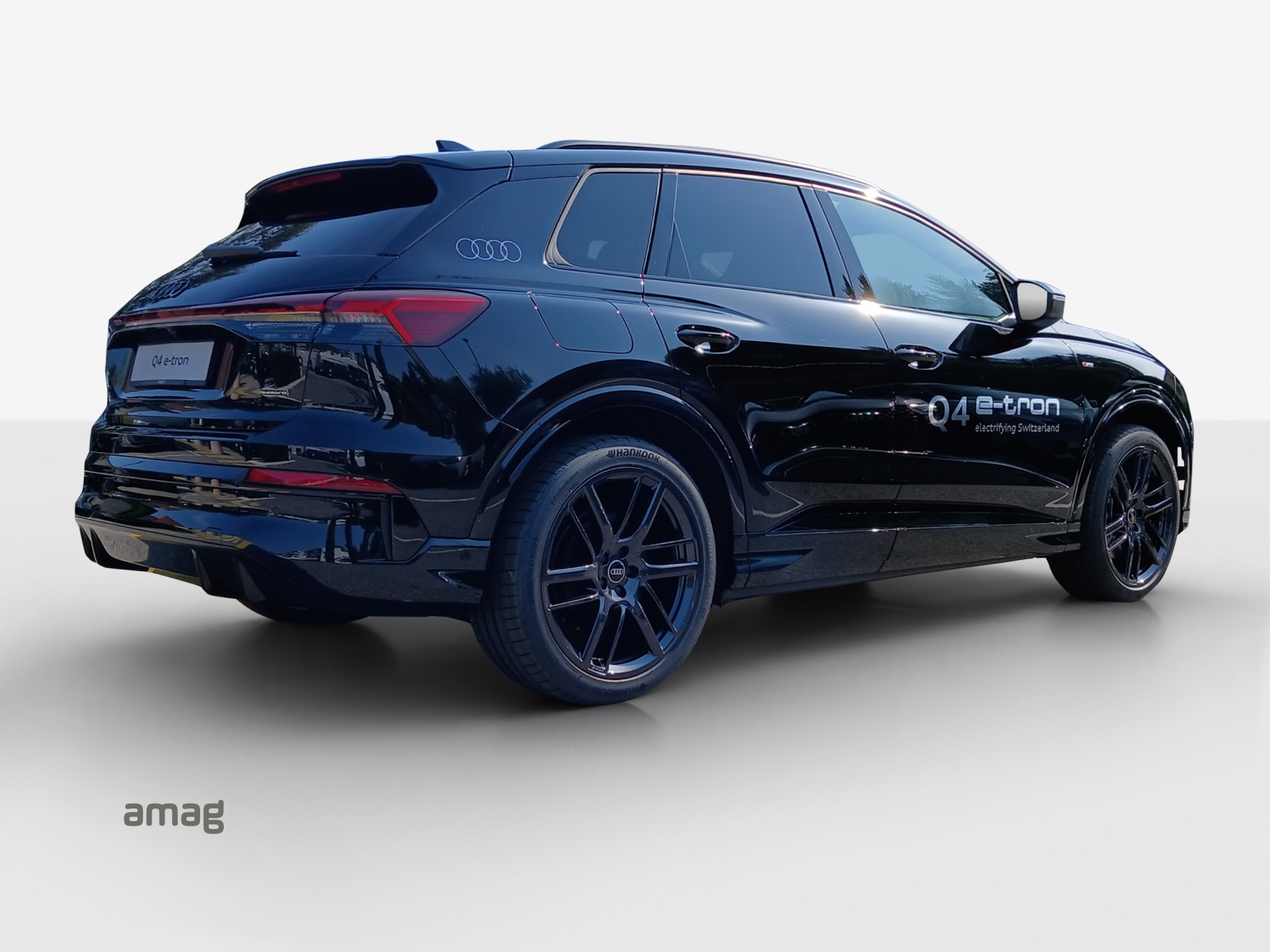 AUDI Q4 e-tron SUV quattro performance-image-4