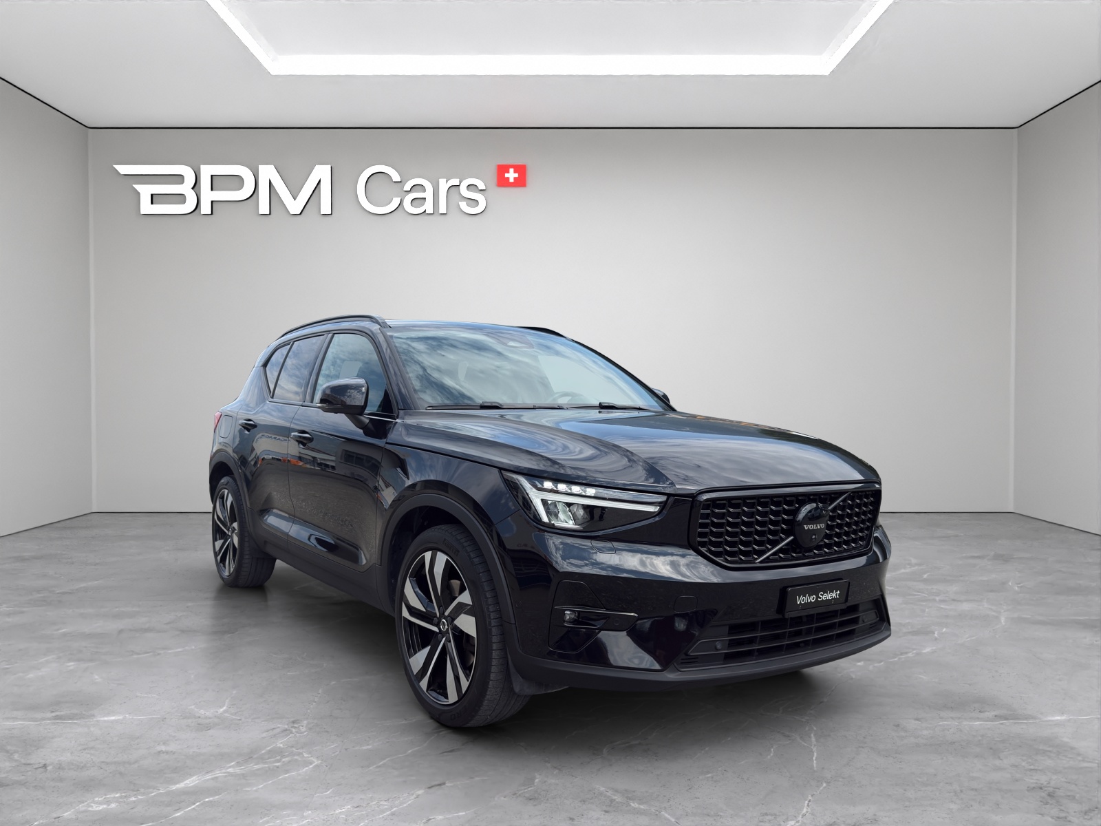 VOLVO XC40 2.0 B4 MH Ultimate Dark AWD-image-5