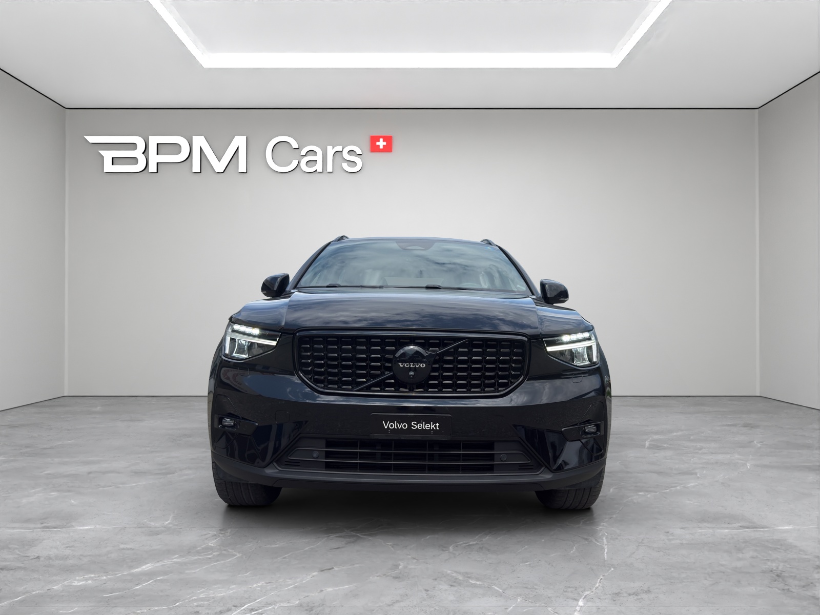 VOLVO XC40 2.0 B4 MH Ultimate Dark AWD-image-3