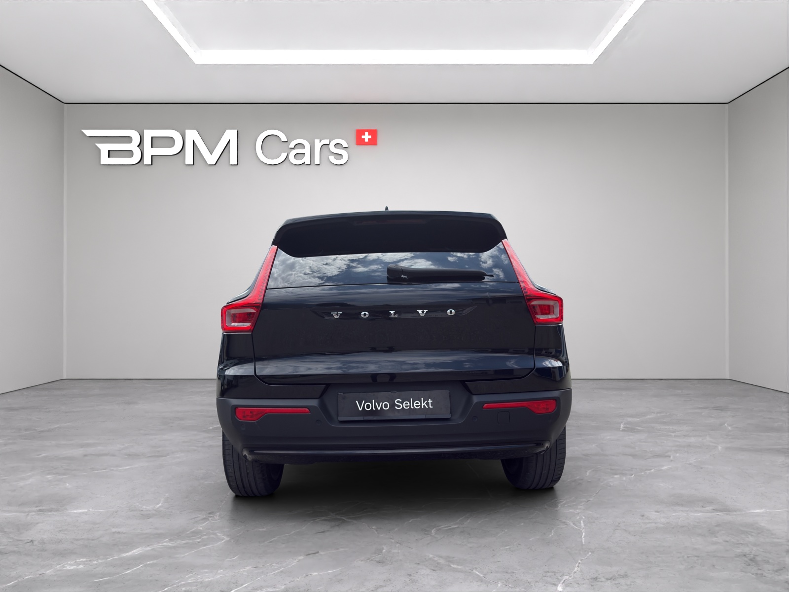 VOLVO XC40 2.0 B4 MH Ultimate Dark AWD-image-1