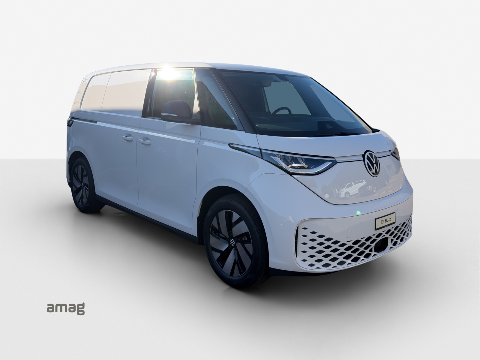 VW ID. Buzz Cargo Pro 4Motion-image-5