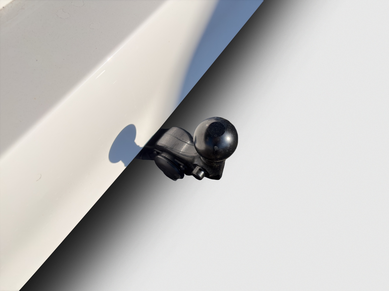 VW ID. Buzz Cargo Pro 4Motion-image-13