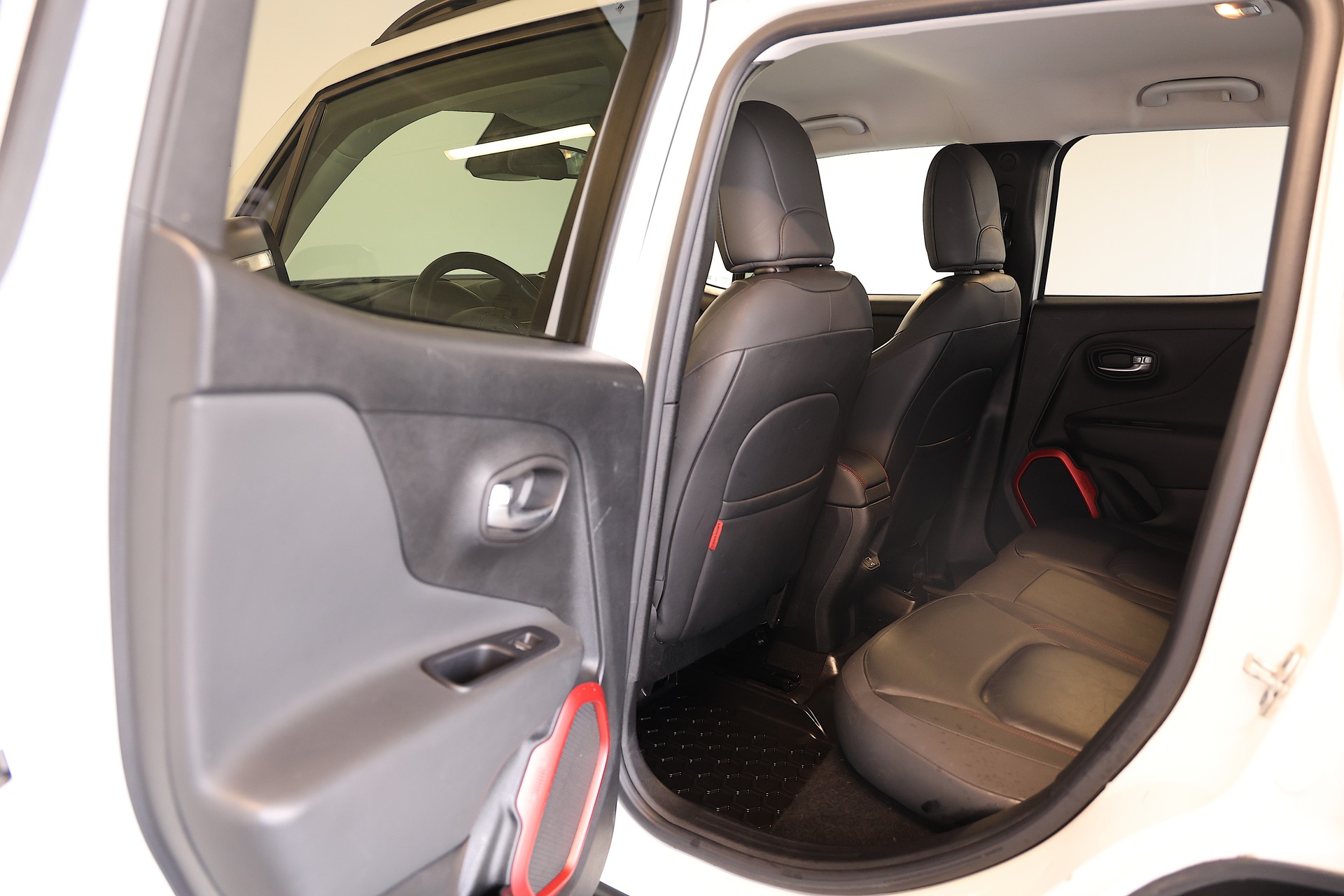 JEEP Renegade 2.0 CRD 170 Trailhawk AWD-image-13