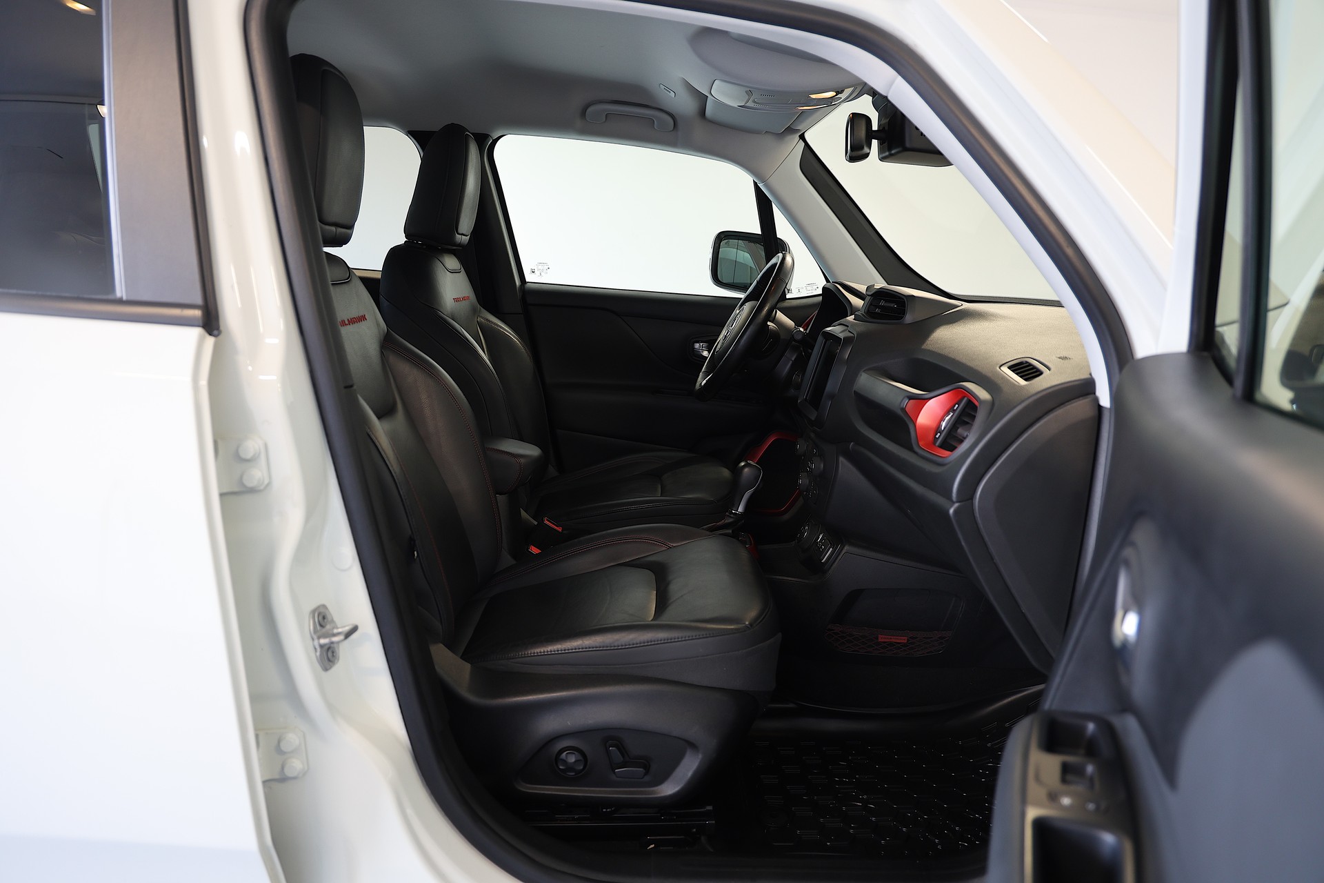 JEEP Renegade 2.0 CRD 170 Trailhawk AWD-image-10