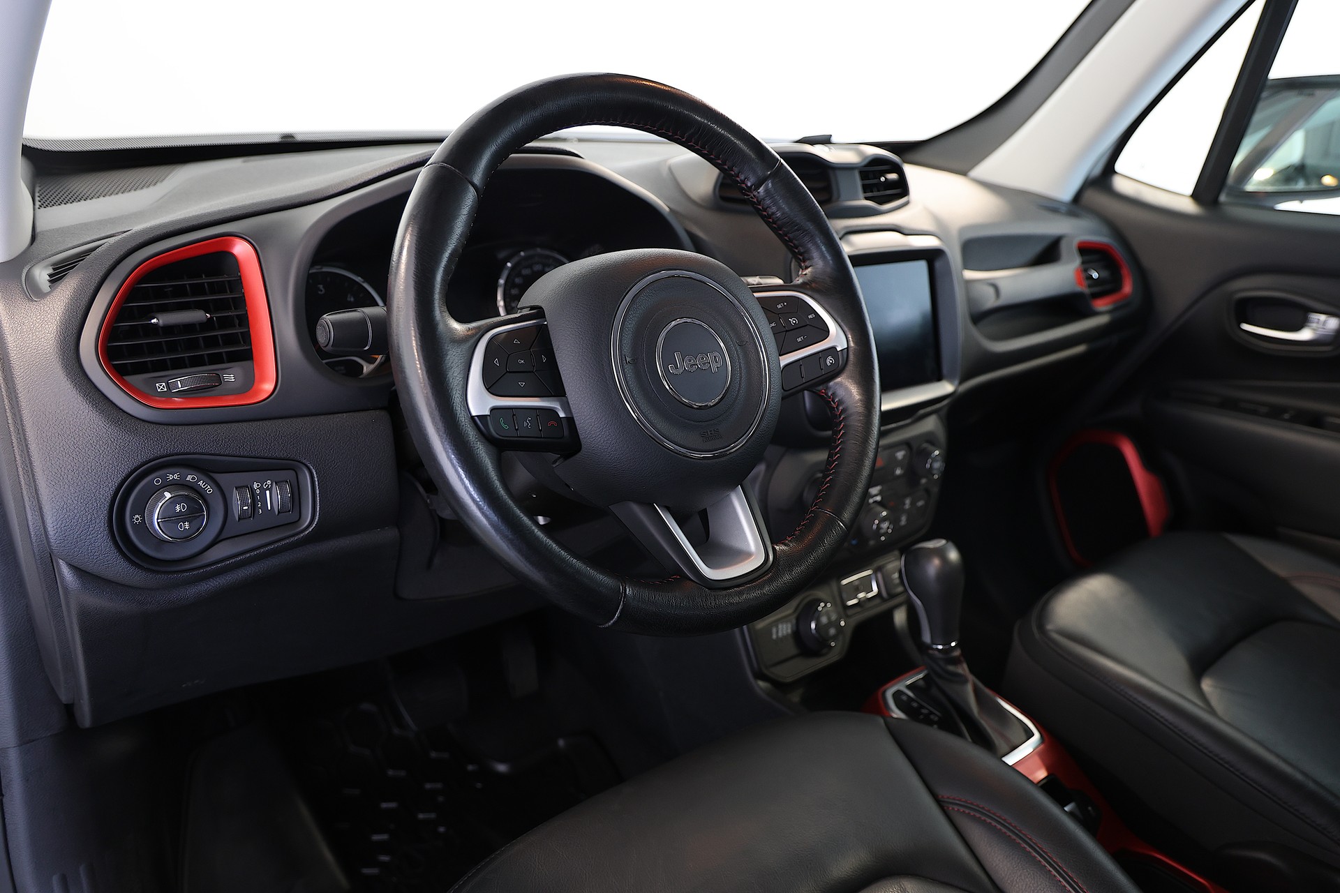 JEEP Renegade 2.0 CRD 170 Trailhawk AWD-image-6