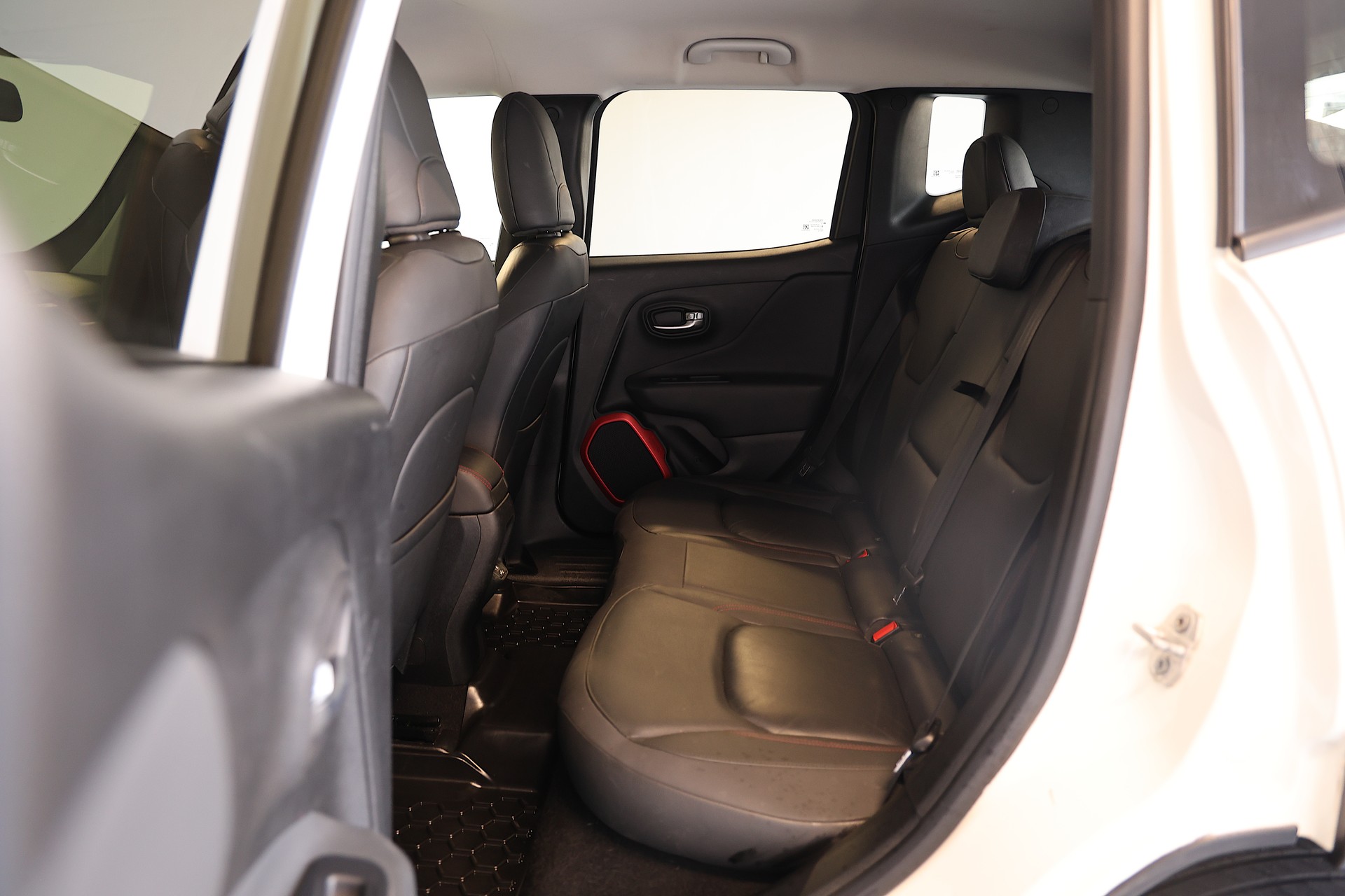 JEEP Renegade 2.0 CRD 170 Trailhawk AWD-image-14