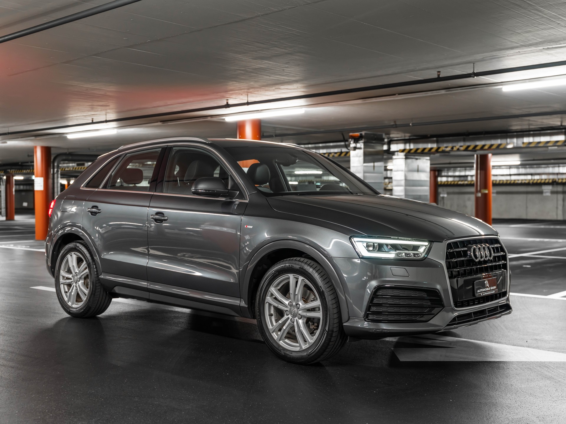 AUDI Q3 2.0 TFSI S-Line Quattro S-Tronic-image-13